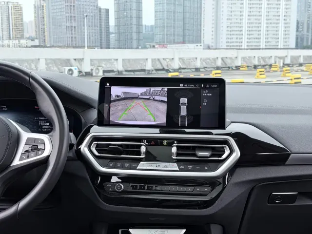BMW X3 — Фото автомобиля 14