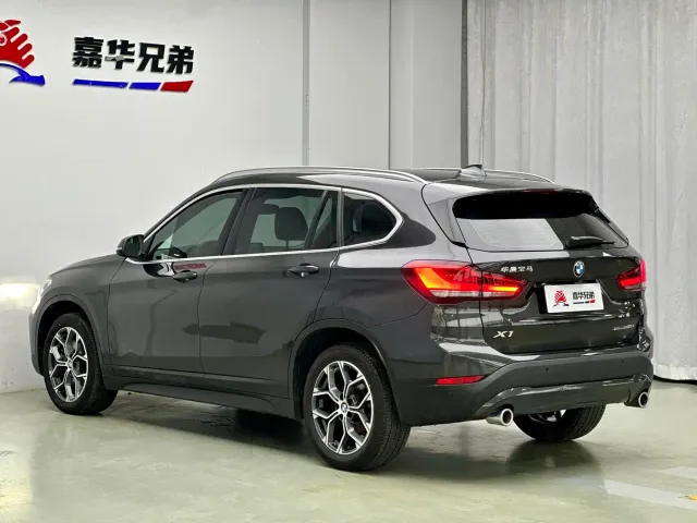 BMW X1 — Фото автомобиля 10