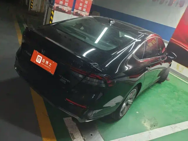 Honda Accord — Фото автомобиля 4
