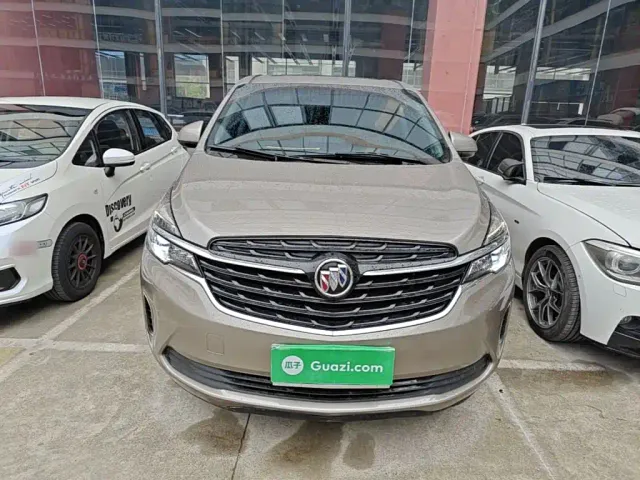 Buick GL8 — Фото автомобиля 2