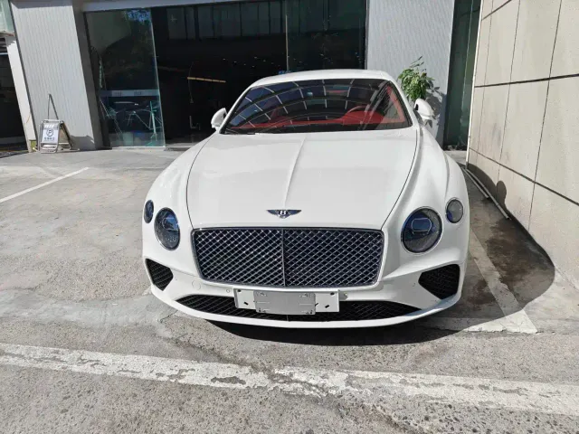 Bentley Continental — Фото автомобиля 2