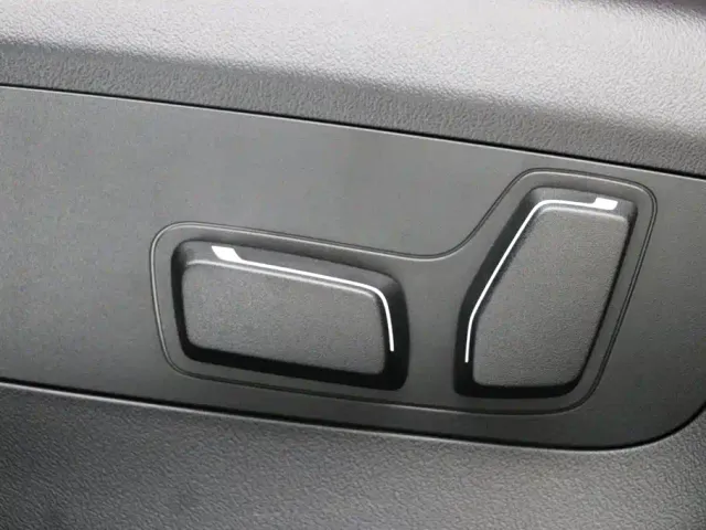 BMW 5 Series — Фото автомобиля 14