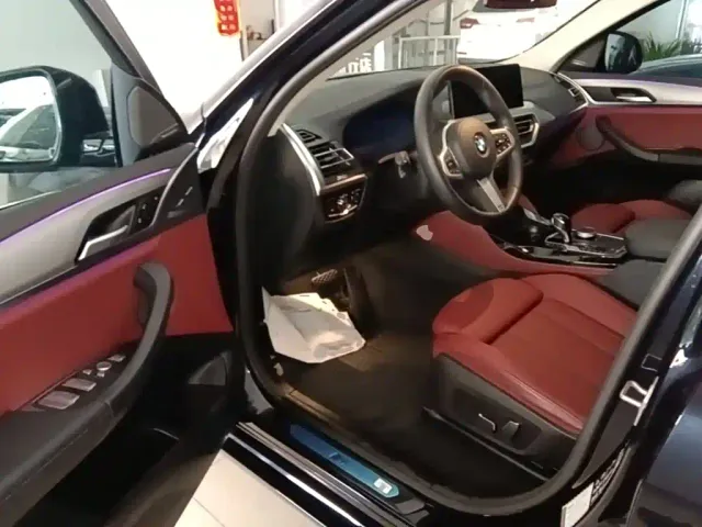BMW X4 — Фото автомобиля 15