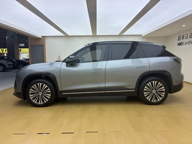 Nio ES7 — Фото автомобиля 4