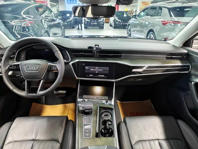 Audi A6L — Фото автомобиля 5