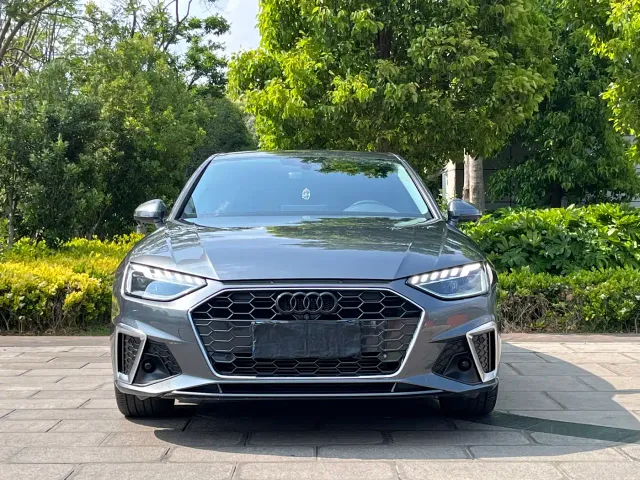 Audi A4L — Фото автомобиля 2