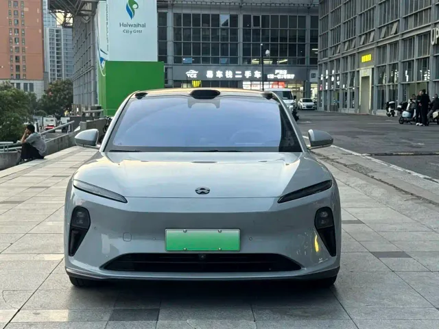 Nio ET5 — Фото автомобиля 2