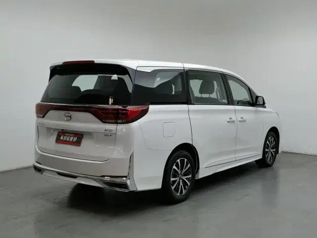 GAC Trumpchi M8 — Фото автомобиля 2
