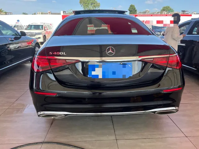 Mercedes-Benz S-Class — Фото автомобиля 9