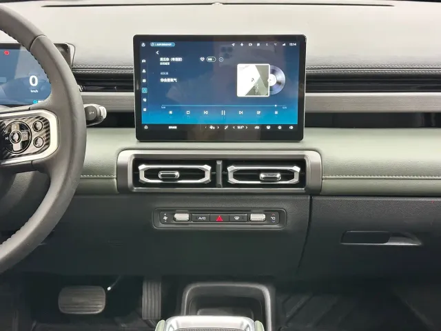Baojun Yep Plus — Фото автомобиля 22