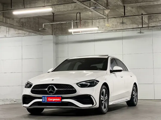 Фотография автомобиля — Mercedes-Benz C-Class