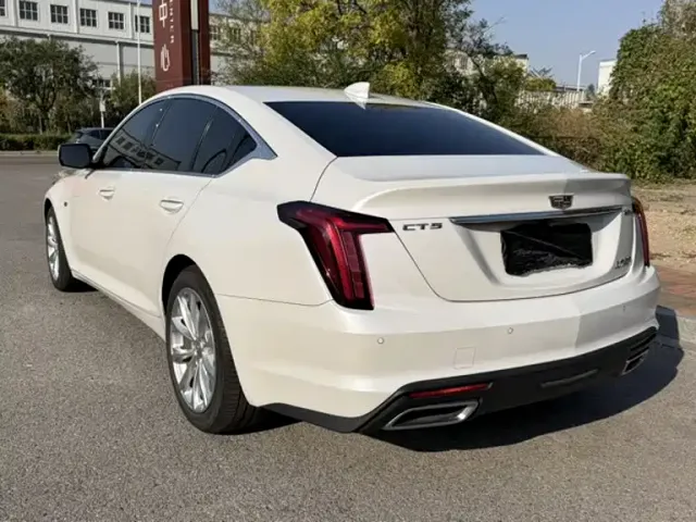 Cadillac CT5 — Фото автомобиля 6