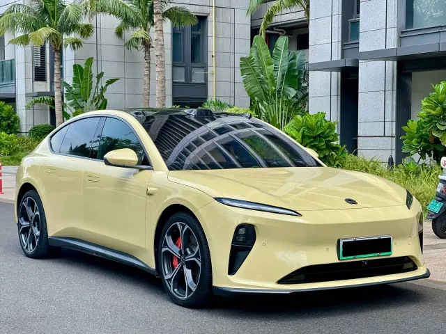 Nio ET5 — Фото автомобиля 3