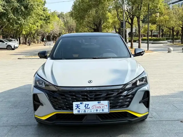 Dongfeng Yixuan — Фото автомобиля 2