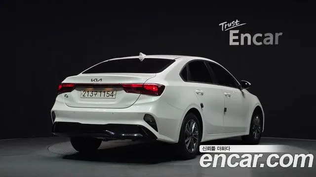 Kia K3 — Фото автомобиля 2
