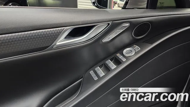 Genesis G80 Бензин 2.5 турбо 2WD — Фото автомобиля 28
