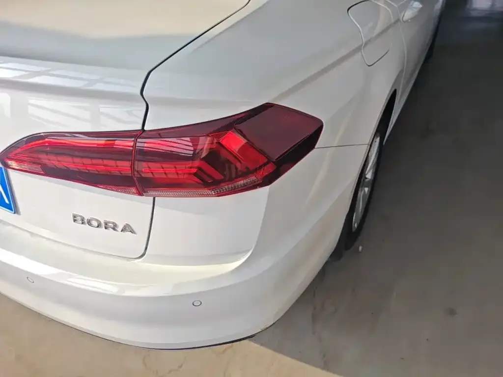 Volkswagen Bora 2021 1.5L Automatic Elite Smart Edition — Фото автомобиля 7