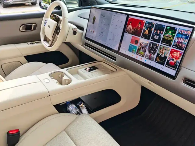 Li Auto i6 — Фото автомобиля 11