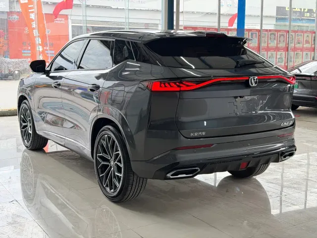 Changan UNI-Z — Фото автомобиля 17
