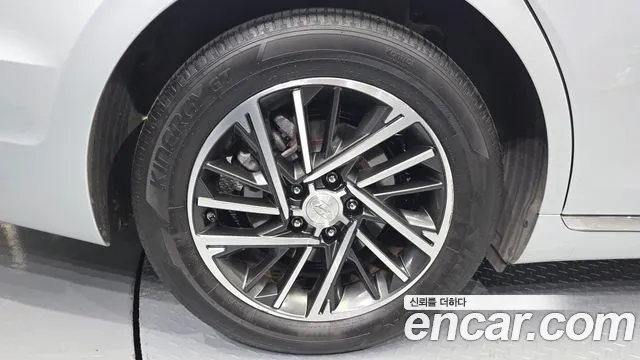 Hyundai Grandeur Новый Grandeur IG 3.0 LPi (Такси) — Фото автомобиля 5