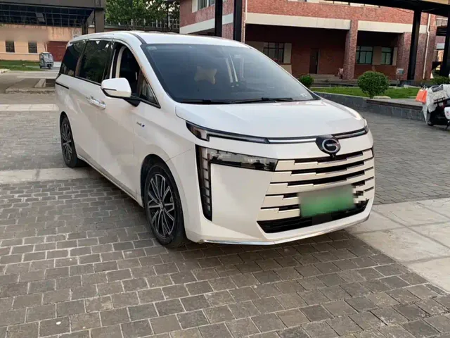 GAC Trumpchi E8 — Фото автомобиля 7