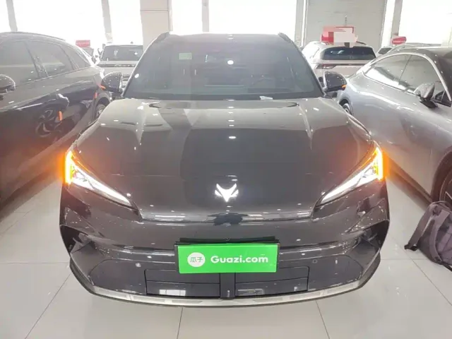Arcfox Alpha T5 — Фото автомобиля 2
