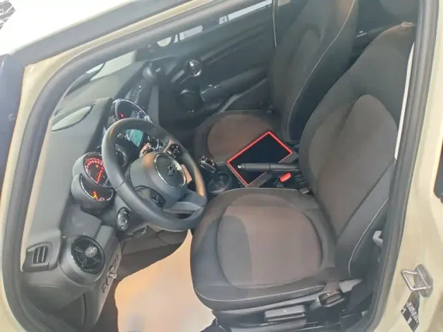MINI Hatch — Фото автомобиля 14