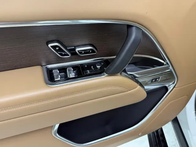 Land Rover Range Rover — Фото автомобиля 4