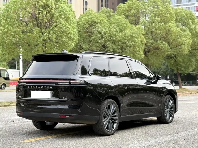 Leapmotor C16 — Фото автомобиля 16
