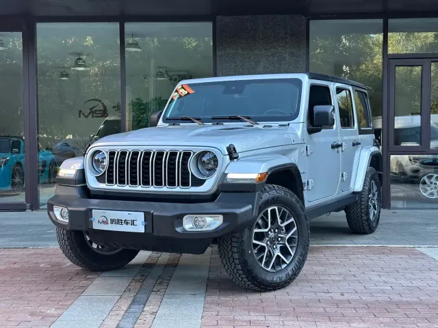 Фотография автомобиля — Jeep Wrangler