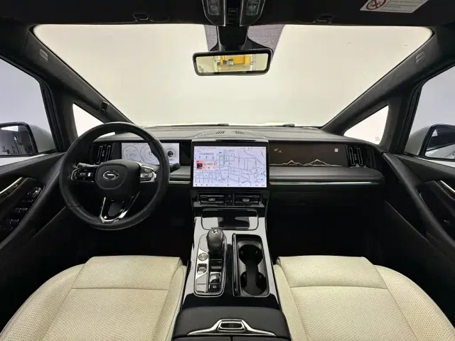 GAC Trumpchi M8 — Фото автомобиля 21