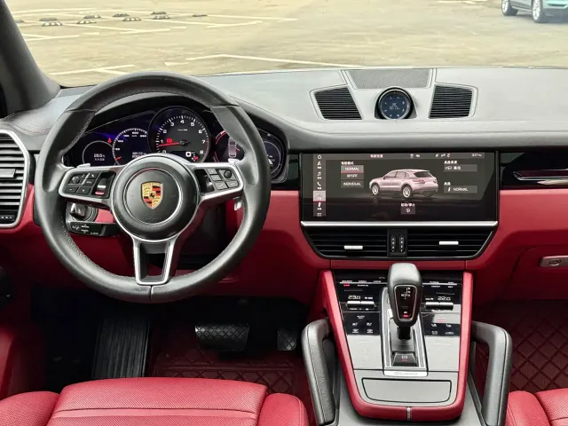 Porsche Cayenne 2018 Cayenne 3.0T — Фото автомобиля 10