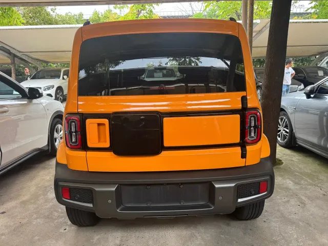 Baojun Yep — Фото автомобиля 12