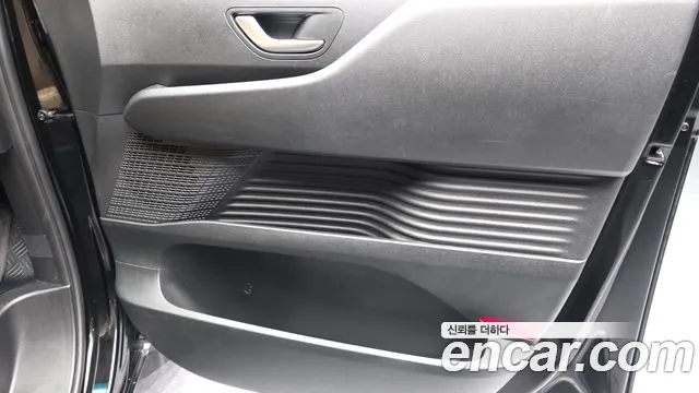 Hyundai Staria — Фото автомобиля 14