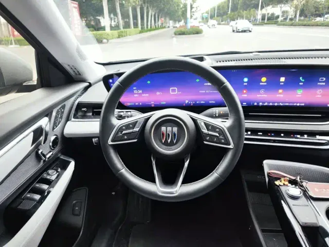 Buick E5 — Фото автомобиля 10