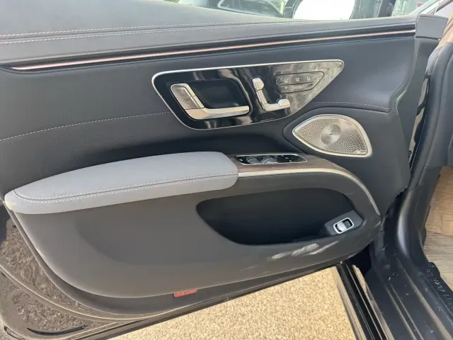 Mercedes-Benz EQS — Фото автомобиля 5