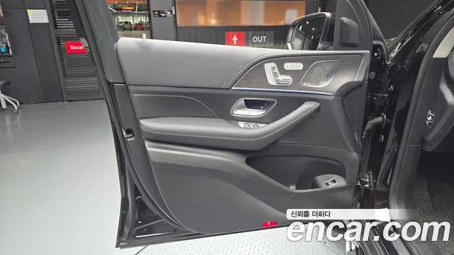 Mercedes-Benz GLE-Class — Фото автомобиля 13
