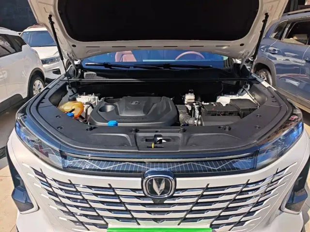 Changan CS75 Plus — Фото автомобиля 19