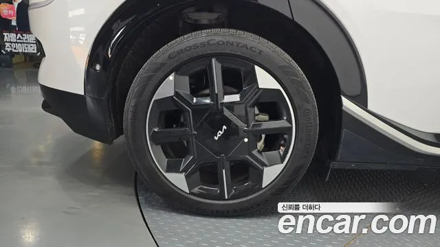 Kia EV6 — Фото автомобиля 30