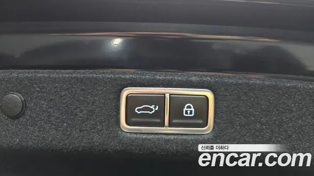 Hyundai Grandeur GN7 — Фото автомобиля 23