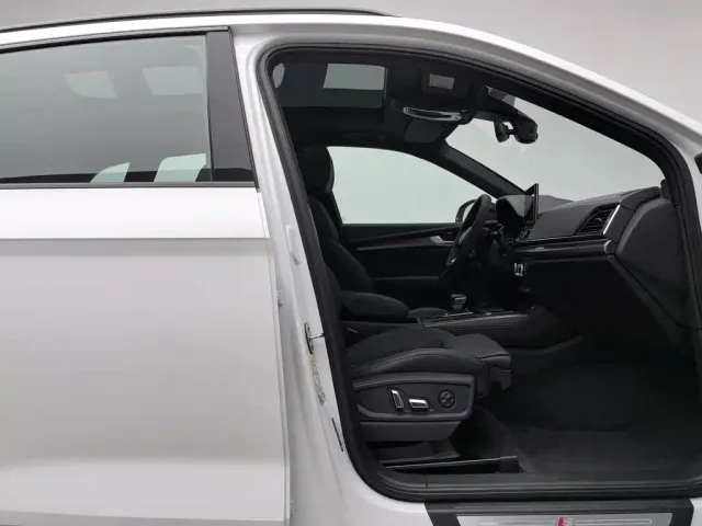 Audi Q5L — Фото автомобиля 23