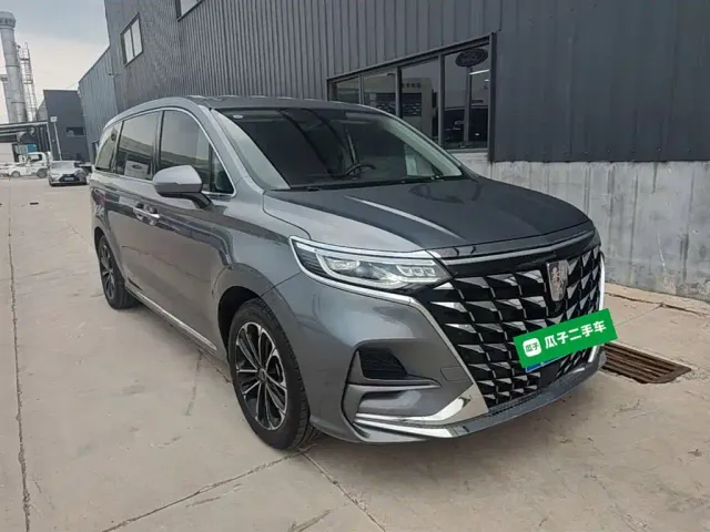 Roewe iMAX8 — Фото автомобиля 3