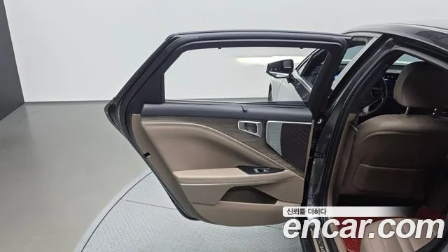 Kia K8 Hybrid — Фото автомобиля 14