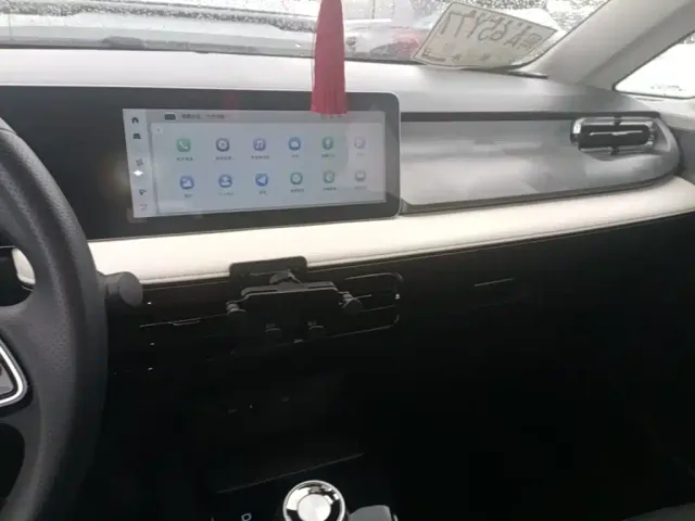 Geely Geometry E Firefly — Фото автомобиля 9