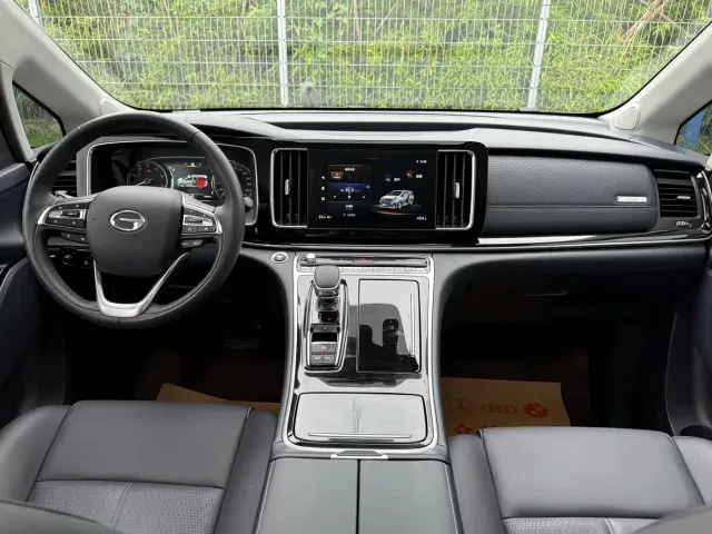 GAC Trumpchi M8 — Фото автомобиля 4