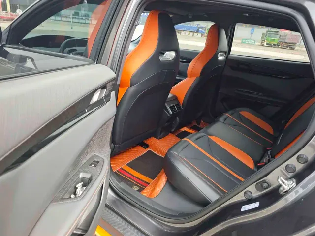 Changan Changan UNI-V 2024 1.5T Deluxe Sport — Фото автомобиля 6