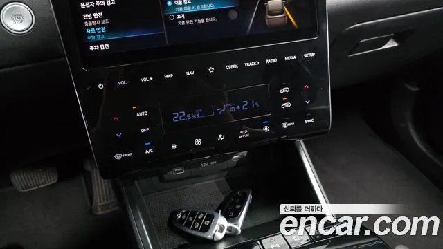 Hyundai Tucson Tucson (NX4) Дизель 2.0 2WD — Фото автомобиля 17
