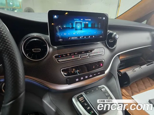 Mercedes-Benz V-Class — Фото автомобиля 8