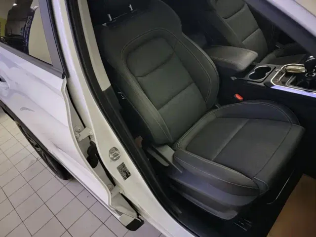 Chery Tiggo 8 — Фото автомобиля 24