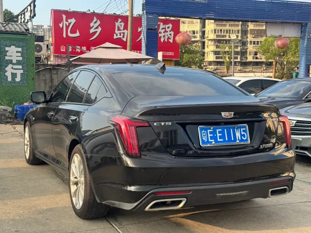 Cadillac CT5 — Фото автомобиля 4